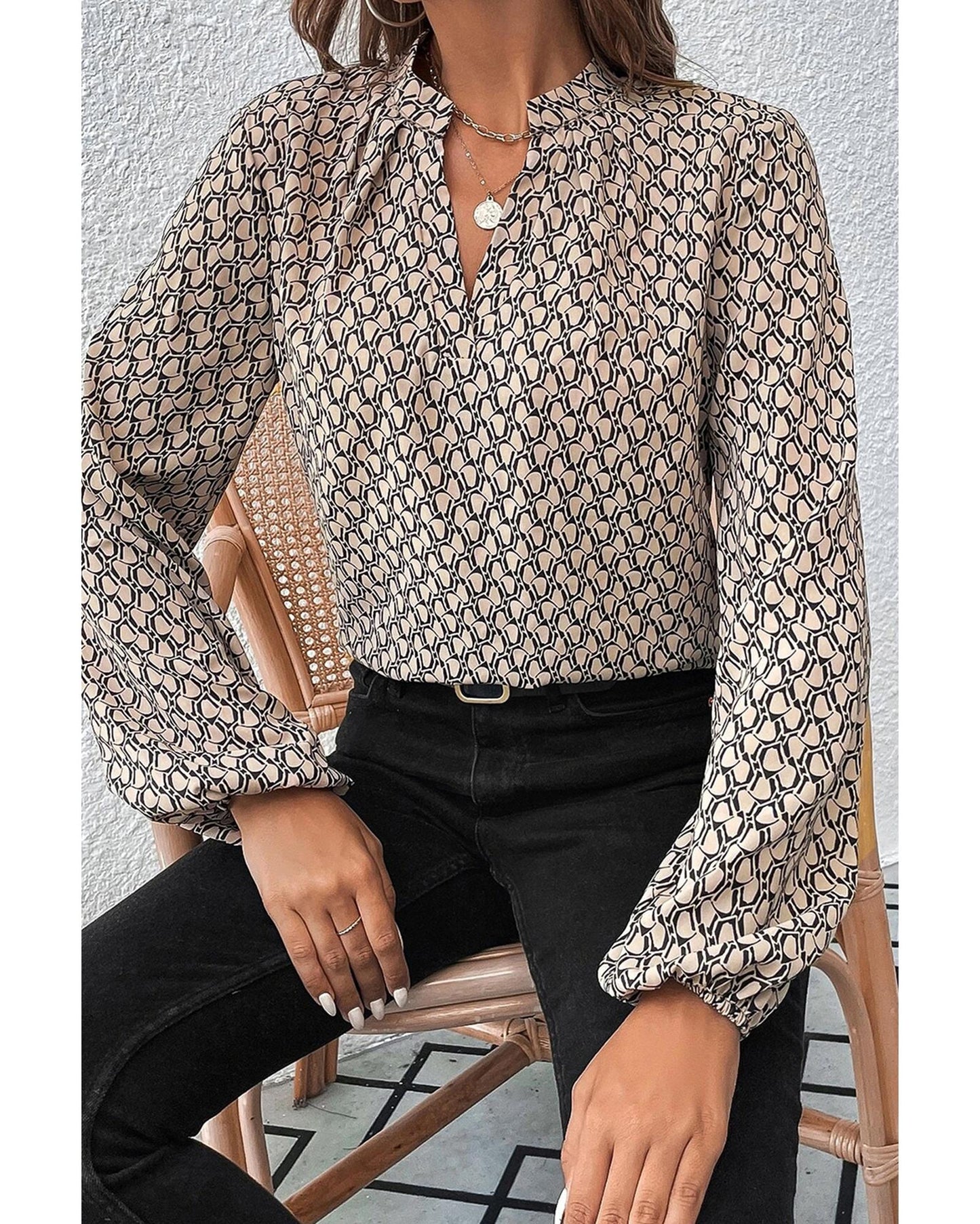 Geometric Print Notched Neck Puff Sleeve Blouse