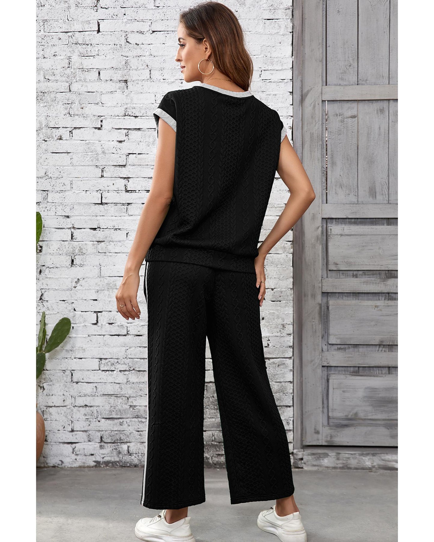 Knit Contrast Trim Short Sleeve Top and Pants