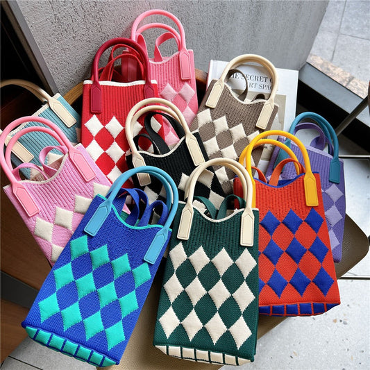 Cute Heart Knit Phone Crossbody Bag