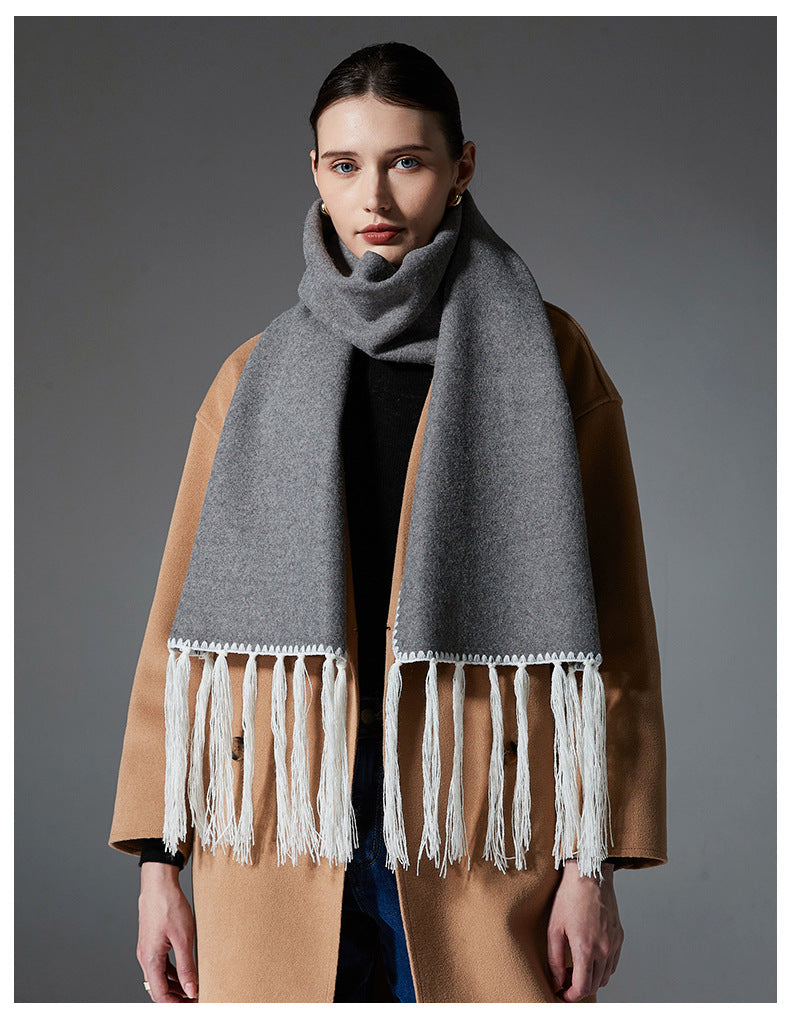 Contrast Edge & Tassel Scarf