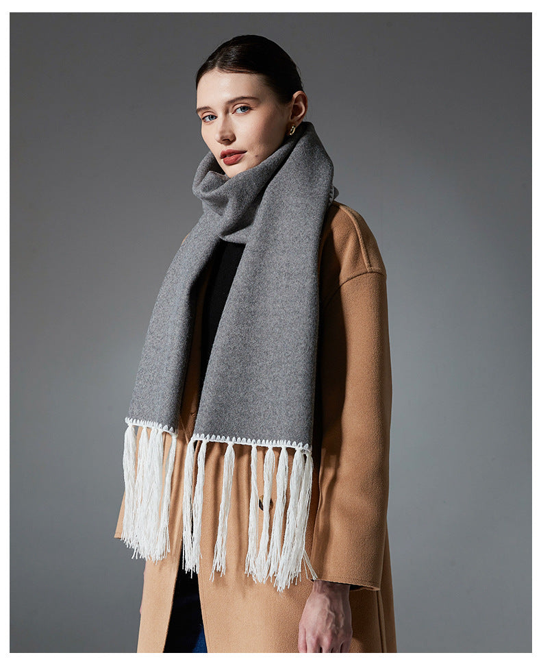 Contrast Edge & Tassel Scarf