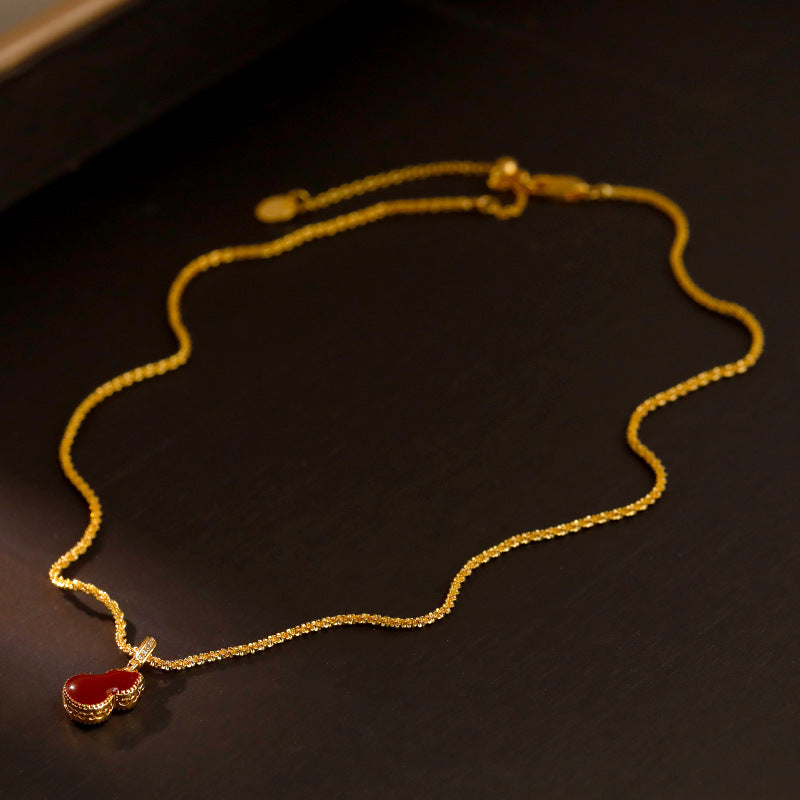 Gourd Pendant Necklace with Adjustable Textured Chain