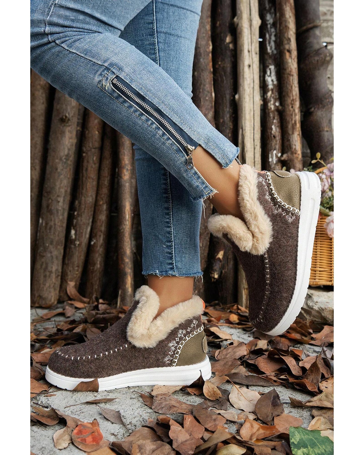 Suede Stitching Patchwork Plush Lined Anklet Boots