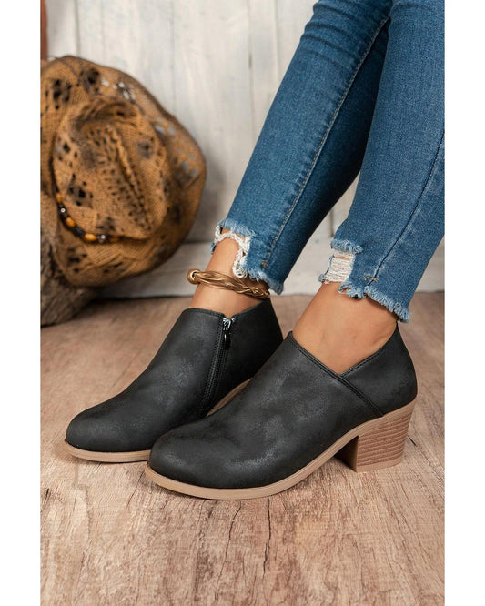 Tulip Opening Suede Ankle Boots
