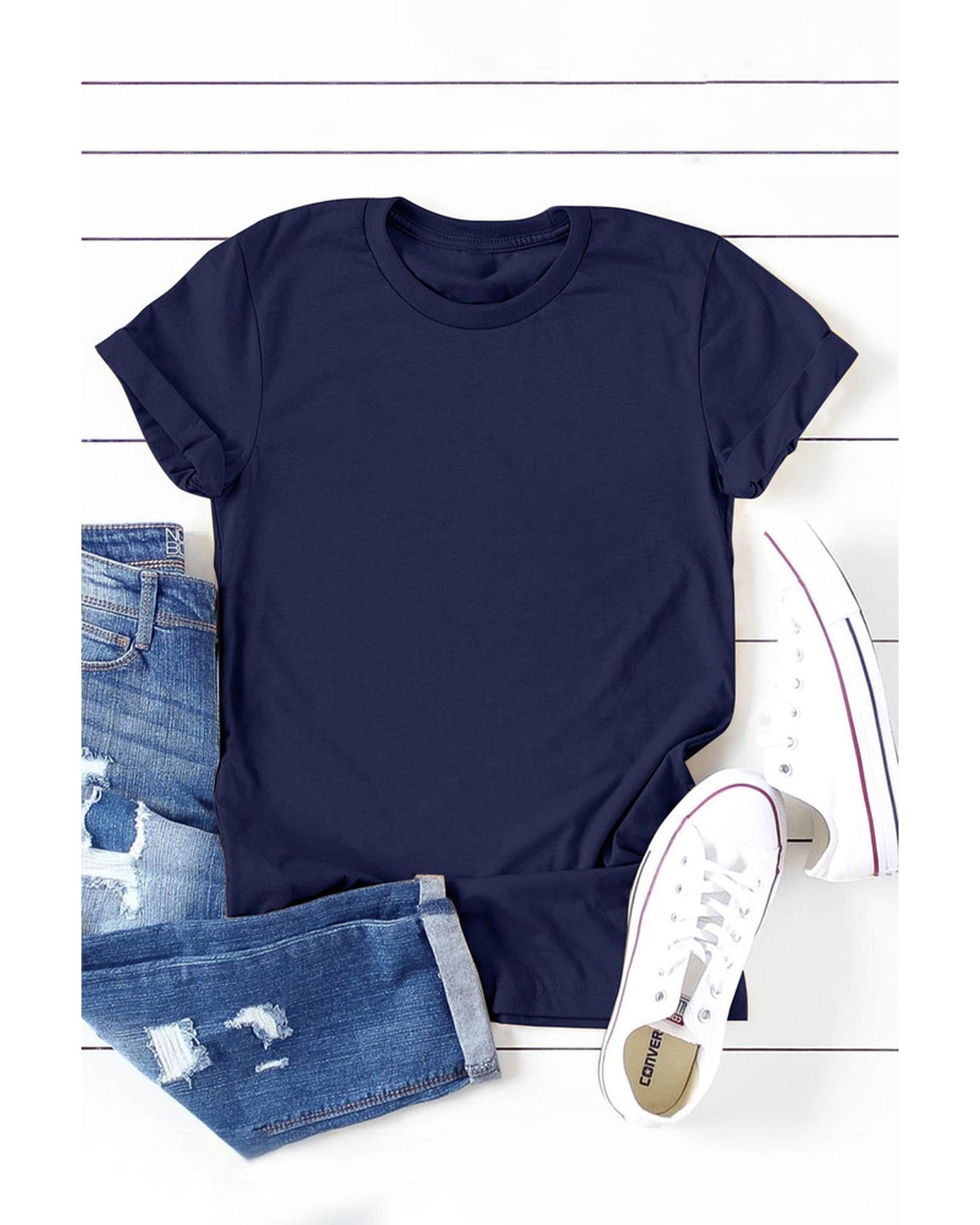 AZURA EXCHANGE Modern Crew Neck Tee