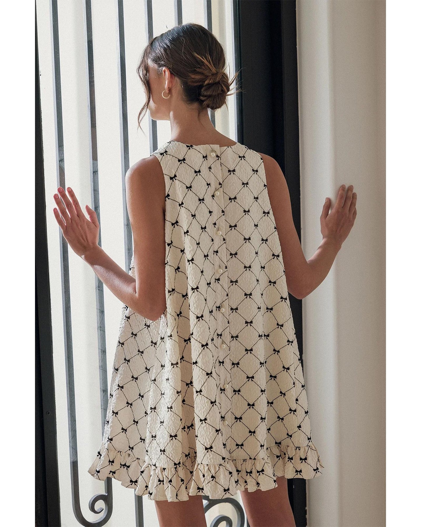 White Bow Checker Pearled Buttons Back Ruffled Sleeveless Mini Dress - L