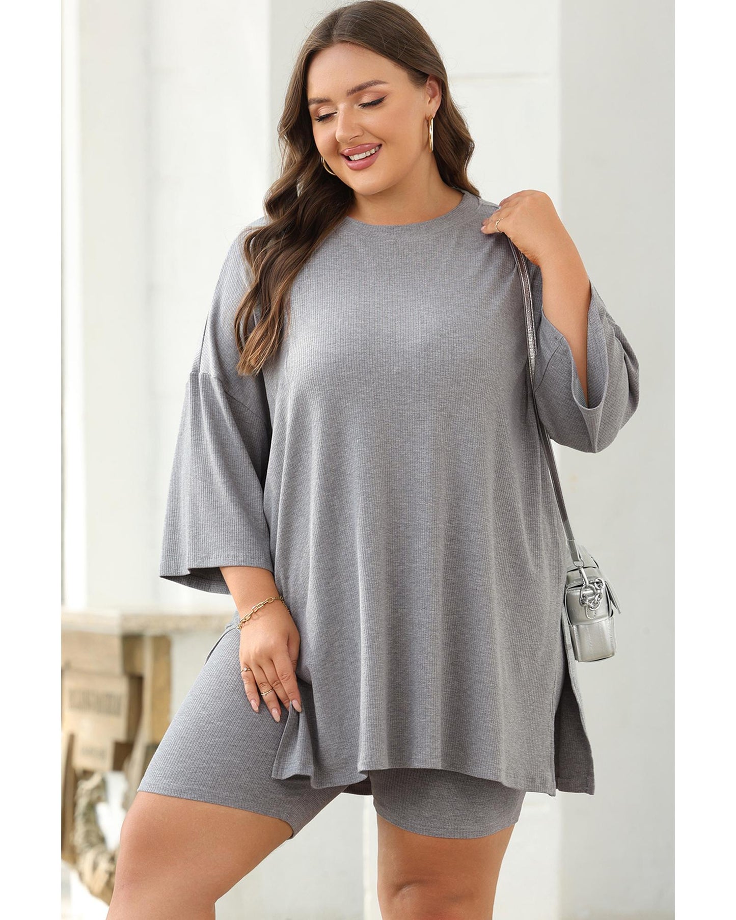 Loose Tunic Top and Slim Shorts Set