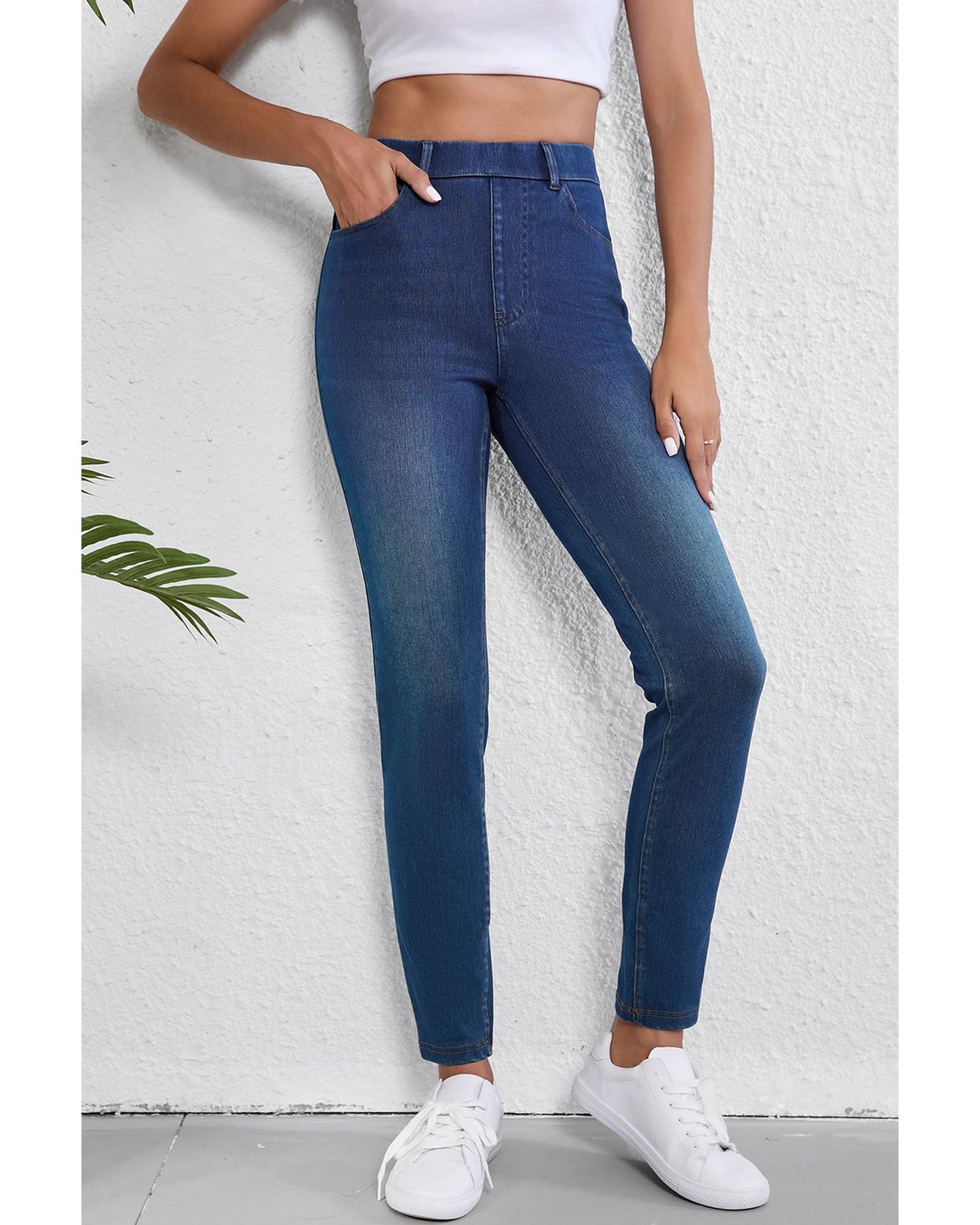 ASHLEIGH BLUE Straight Leg Washed Stretchy Jeans