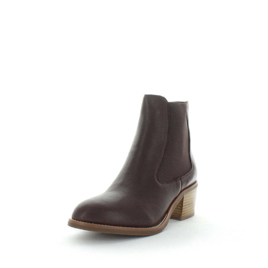 ZOLA HAMARA and HALVAS Boots