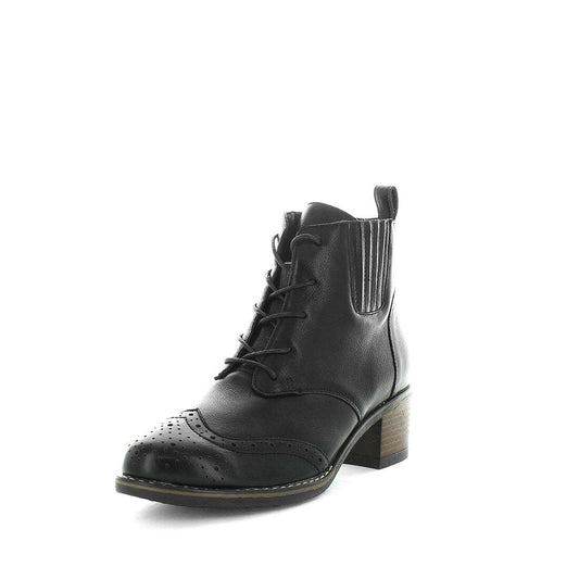 ZOLA HOKI Boots