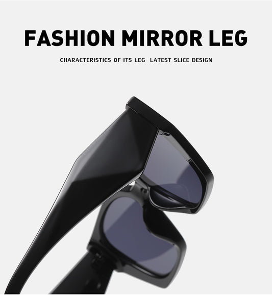 Bold Oversized UV400 Designer Fashion Shades