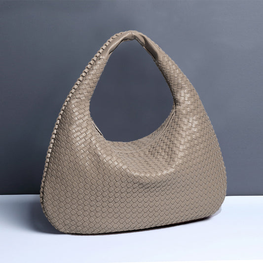 Stylish Large-Capacity Shoulder Handbag