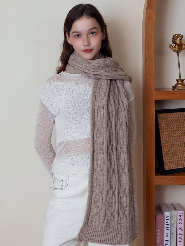 Classic Textured Knit Scarf
