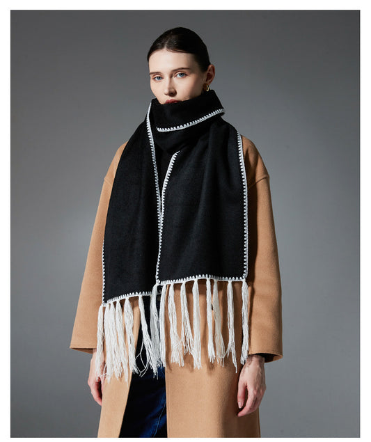 Contrast Edge & Tassel Scarf
