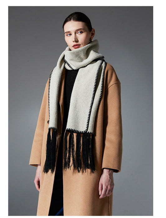 Contrast Edge & Tassel Scarf