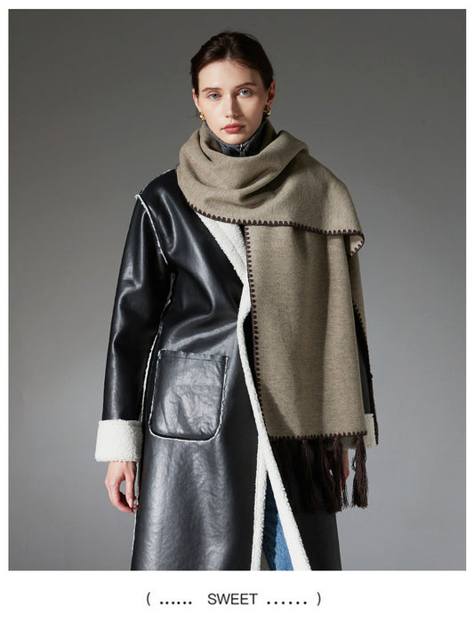 Contrast Edge & Tassel Scarf