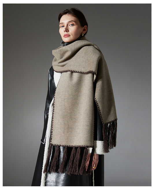 Contrast Edge & Tassel Scarf