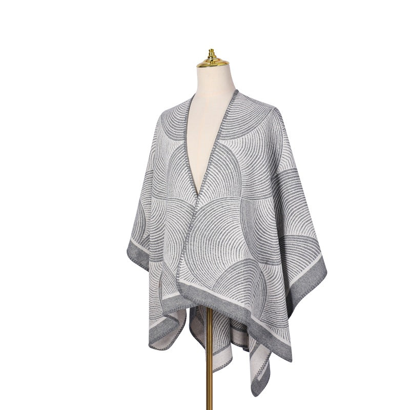Geometric Print Knit Poncho