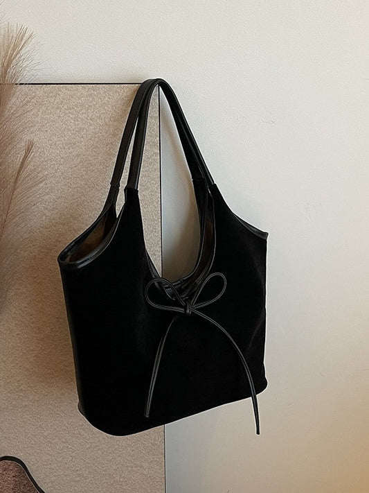Chic Retro with Large Capacity Shoulder Bag